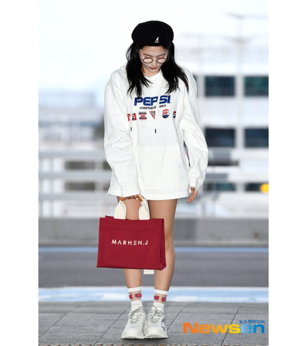 kyr935's tweet photo. #4YearsWithYeri https://t.co/4ZDR388FXC