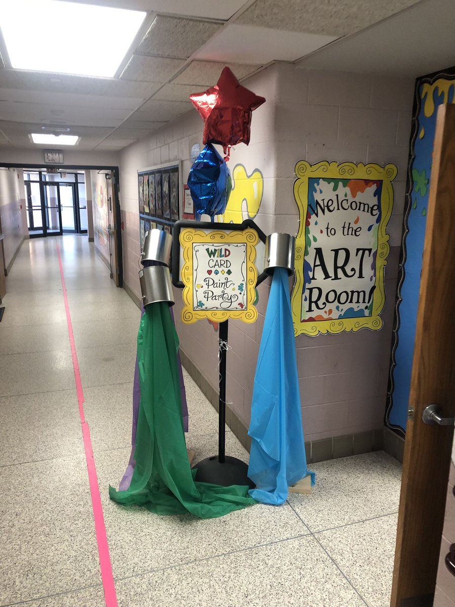 MrFlexon's tweet photo. When your EOY Art Teacher is part of the Wild Card book club... Mrs. Moran hosted a paint party for staff to help us remember our WHY! Breakfast included! #Bethewildcard #wildcard #HTWP4kids #KidsDeserveIt #TeachersDeserveIt #Teachers #art #inspire https://t.co/GMFVoRoU0s