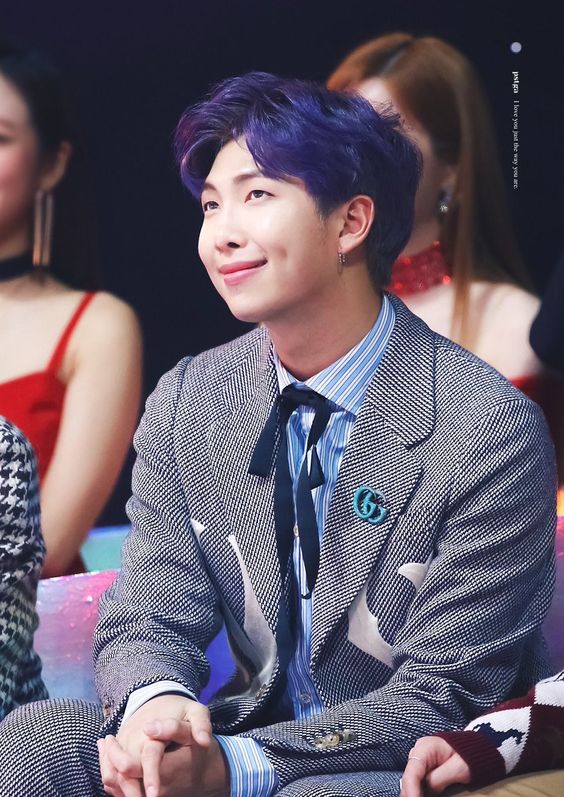 BooAmii3012's tweet photo. || 🐨Namjoon 🐨||
- nếu cả thế giớ quay lưng với anh
Thì em sẽ quay lưng với cả thế giới 😘.
#TwitterBestFandom #TeamBTS #SoompiAwards @BTS_twt https://t.co/vHfkST1xEx