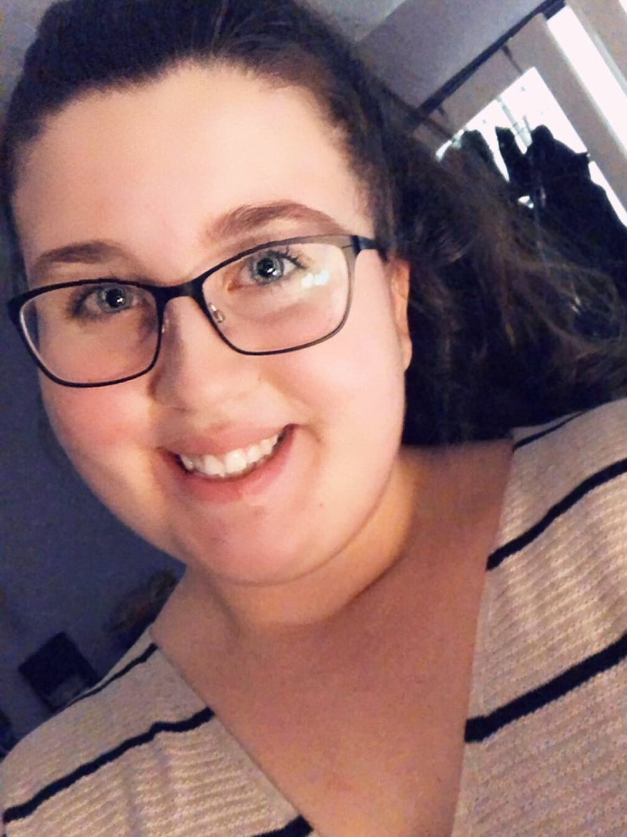 dancingdolanz's tweet image. Happy Tuesday! I’m so happy to have all of you in my life. You’re my family.🤗
•
Hope you all have a great week!❤️❤️
#tuesdayselfie #DolantwinsTuesday #DolansTwins @EthanDolan @GraysonDolan