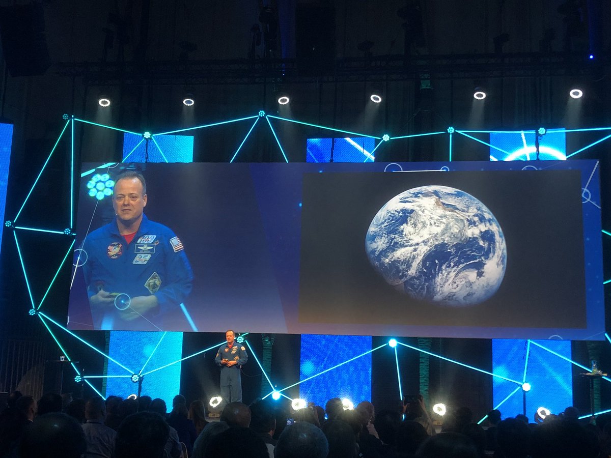 neutrino_energy's tweet photo. Our director Neutrino Energy Group Benelux at the #rEVolution2019 in Amsterdam today with speakers like @Astro_Ron @BabettePorcelyn @dirkahlborn @Hyperloop and @isabelle_kocher of @ENGIEgroup. Kindly introduced and entertained by @sidatkins. Inspiring and interesting morning. https://t.co/dyXgNRiCv5