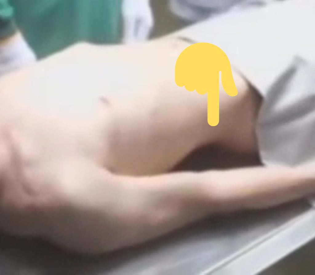 ﾏ ﾐ ｺ オニグマの事件簿2 春日正輝 役 田中圭 15年6月 例のシーンで横たわる田中圭氏の 腰の下のくぼみが気になりすぎてガン見したことをお詫び致しますm M あと 名前を呼んで頂けて 鼻血出そうになりました D ﾄﾞｷﾄﾞｷ なんでけいくんは