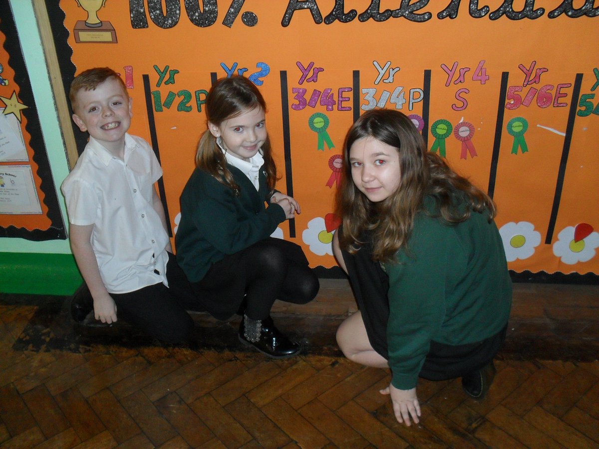 EltonLKS2's tweet photo. Another day with all of us in and another day with our class at number one on spelling shed! Well done to all my super spellers in the top ten! #attendancematters #spellingsuperstars @EPSElton https://t.co/ToUxBsPO5J