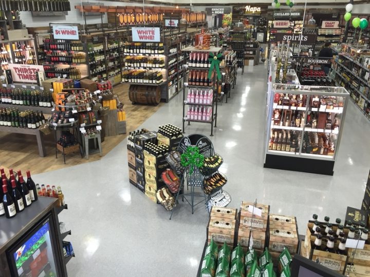 marketwatchmag's tweet photo. California-based retailer @BevMo, which has nearly 170 locations throughout California, Arizona, and Washington, has partnered with Detroit-area marketing company @marsagency to implement SmartAisle technology in five of its stores. Read more: https://t.co/McAeZEMhQe https://t.co/mhRjy0clgL