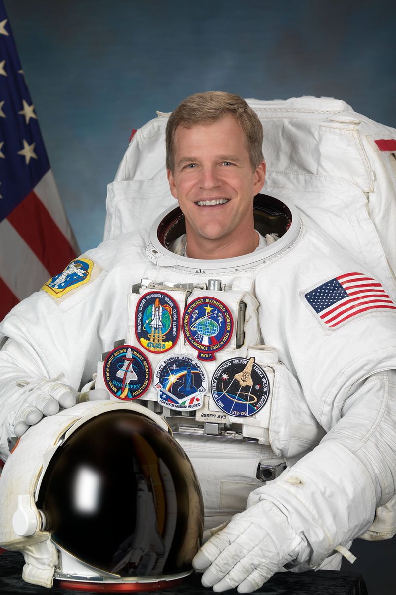 Linedata's tweet photo. "The Opportunity & the Obligation to Innovate" keynote session by @AstroDocScott, MD- Astronaut, Everest Climber, Pilot, Physician & Inventor at @Linedata's premier event #LDXNA2019 in NYC |Register here: https://t.co/gwJpBPA6dE #fintech #ML #AI #blockchain #TheRoadToDigitization https://t.co/4iD9W6mnql