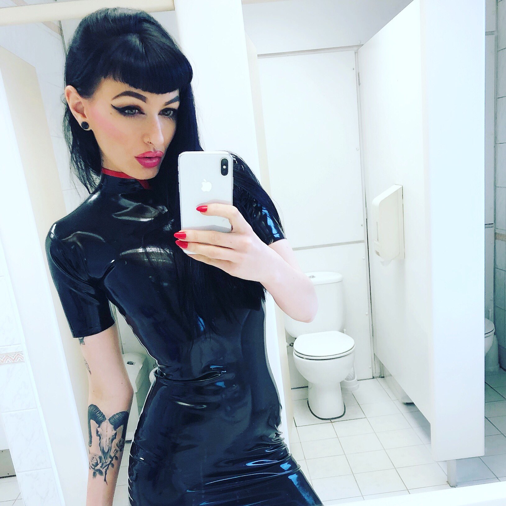 STACIE MAi on Twitter "Latex selfieeeee 🥳…
