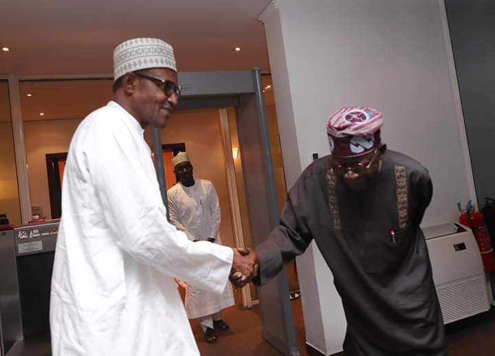 deraufs's tweet image. PRESIDENT MUHAMMADU BUHARI RECEIVES APC CHIEFTAIN, CHIEF BISI AKANDE, AND APC NATIONAL LEADERS, SENATOR AHMED BOLA TINUBU @AsiwajuTinubu AT THE RESIDENCE, PRESIDENTIAL VILLA MONDAY NIGHT, ABUJA.

 📸: SUNDAY AGHAEZE. MARCH 19TH, 2019

#NextLevelConfirmed