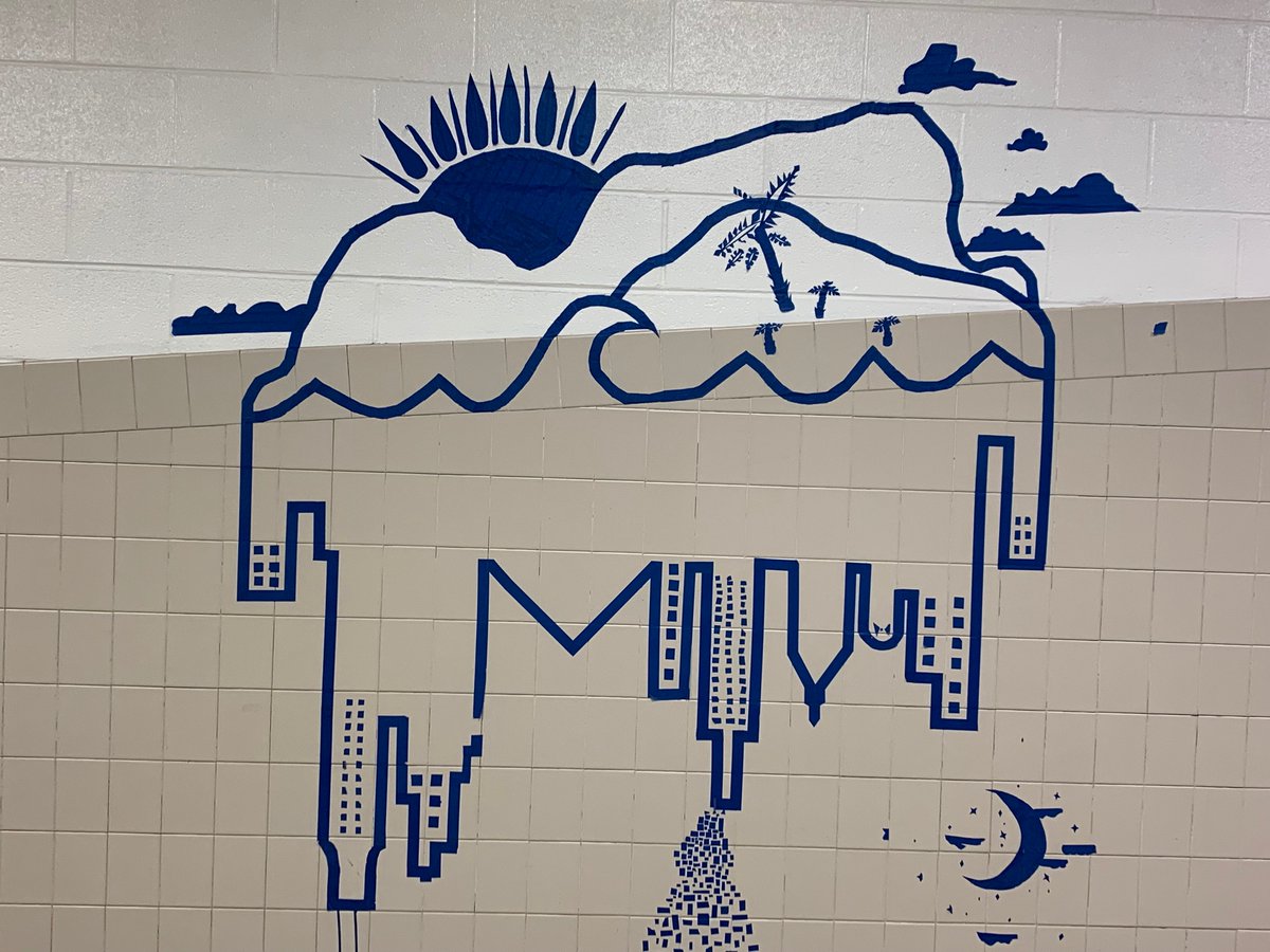 SandyBaileyITC's tweet photo. Aylor SART 8 Ss created murals while exploring the element of "line". These exciting murals were produced using 1" blue painters tape. Kudos to Mrs. Herbert and our talented 8th grade art students! @fcpsk12  #fcpsitc https://t.co/n81Ee9kb88