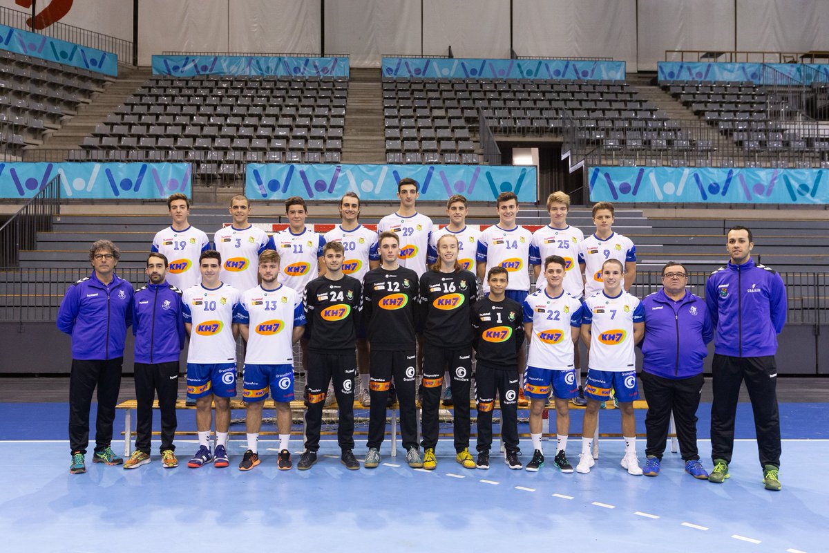 BMGranollers's tweet photo. La #baseBMG també encara una setmana exigent, amb el #Top4Cat del Juvenil Masculí de @pizarilla! Molta sort! https://t.co/OvxpuCsATF