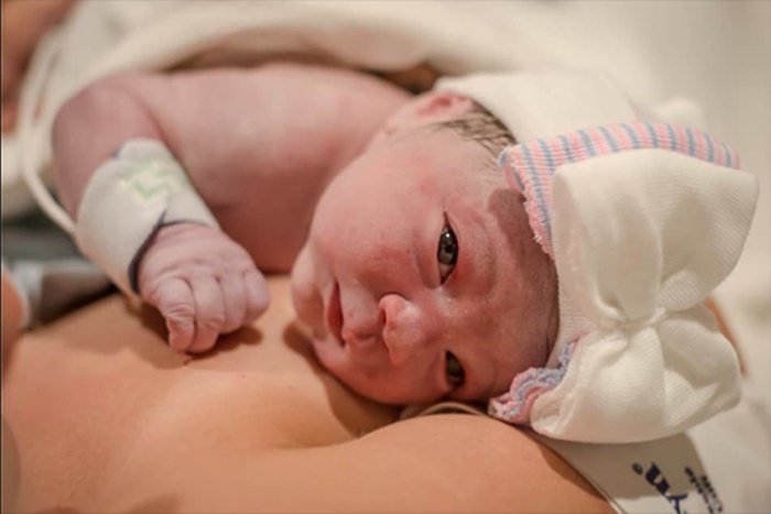 PaiModernoBlog's tweet image. “Parem de beijar bebês que não são seus”, alerta Mãe que perdeu filha de 12 dias paimoderno.com/saude-e-desenv… Pai Moderno