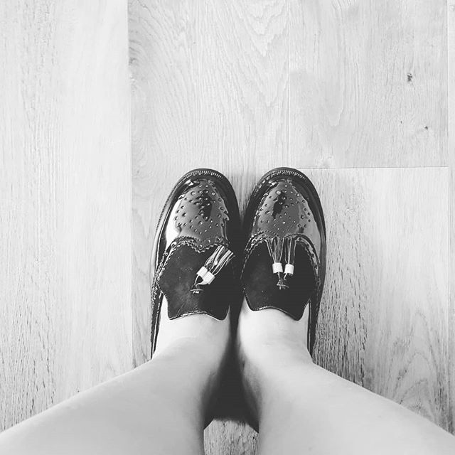 MissusDigital's tweet photo. The journey to a thousand miles begins with a new fab pair! 
#walkthetalktime https://t.co/e18rvhRq9W https://t.co/DGotx2P9sC