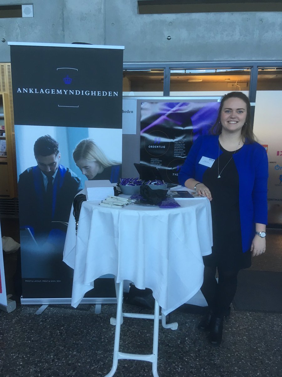 FynsAnklagere's tweet photo. Anklagemyndigheden ved Fyns Politi er i dag med ved karrieredagen på #SDU #anklager https://t.co/hiVkuPE3bA