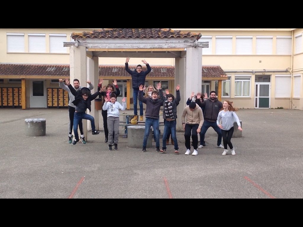 clgjprevert33's tweet photo. Challenge réussi avec tous les élèves présents au collège (oui, ils ne sont que 7!!!) #SAAPrevert #Defidujour A vous les voyageurs!!!!!! https://t.co/su4rqgq12E