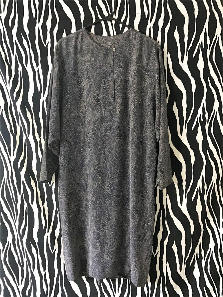 VDCVintage's tweet photo. Ellen Tracy Silk Dress, Ellen Tracy ... - https://t.co/vwa1nGEBF0 - #EllenTracyDress #EllenTracySilkDress #EllenTracyTunic #SilkTunic https://t.co/Wy3sjsAUMm