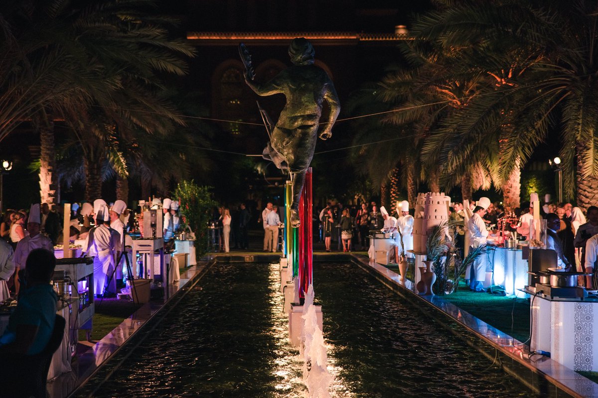 EmiratesPalace's tweet photo. Only one day left until #FlavoursOfThePalace. Will you be there?
#EmiratesPalace #InAbuDhabi #AtThePalace #MyAbuDhabi #AbuDhabilife #AbuDhabiFood #TryItAbuDhabi #InstaAbuDhabi https://t.co/I2SGFiKJX3
