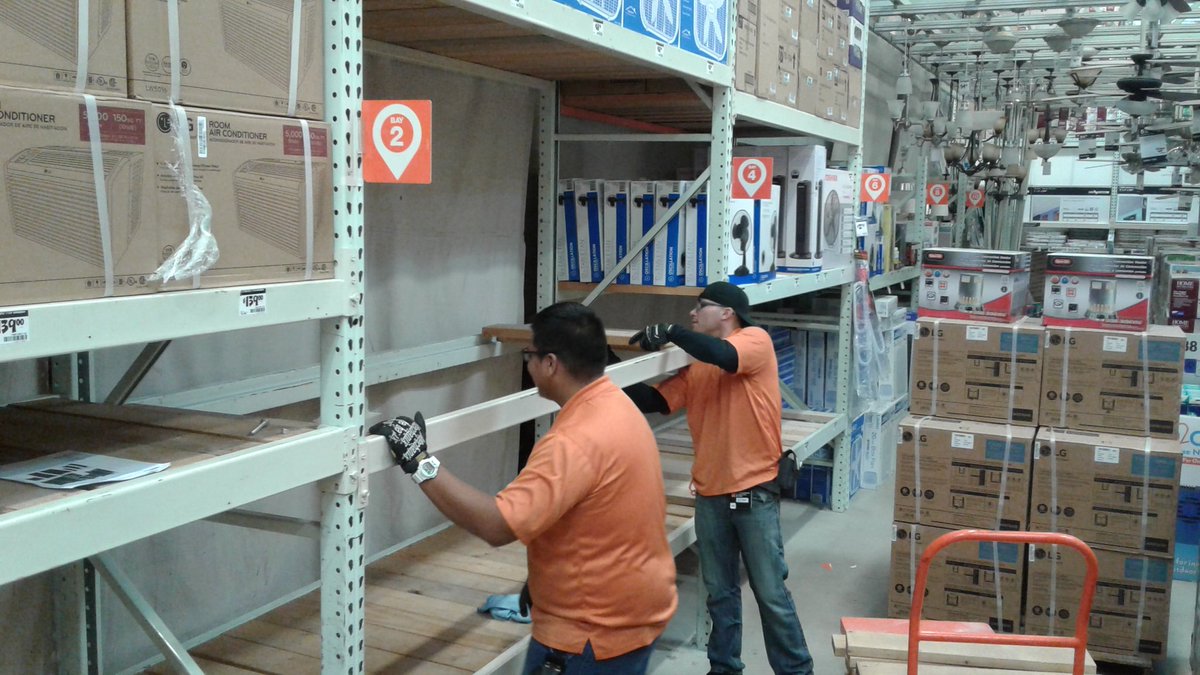 femariegibo's tweet image. Amazing Store 503, Alberto and Joe using proper PPE while setting ACs and Fans. Because safety is personal. @Heather_THD @chance_lowry @220NightMetTeam @SendejoRoy @METGotyourback @HelenSaucedo9