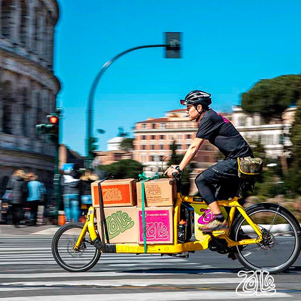 leZolle's tweet photo. Un sito tutto nuovo: più facile da leggere e consultabile anche da telefono e tablet! Lo guardi e ci dici cosa ne pensi? 

#Zolle #nuovosito #spesaacasa #spesaadomicilio #Roma #consegnaspesainbici #bici https://t.co/aFf1LgvDTl