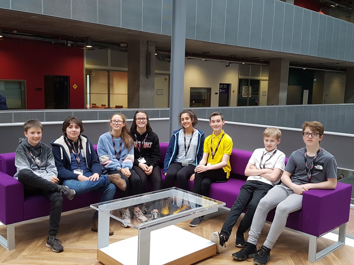 Mr_Greer_HSS's tweet image. S2 pupils having a great time at the BBC Scotland studios today. Currently chilling in the studio for the News at Nine show. @HyndBusComp @HyndlandSec #STEM  @BBCYoungReport