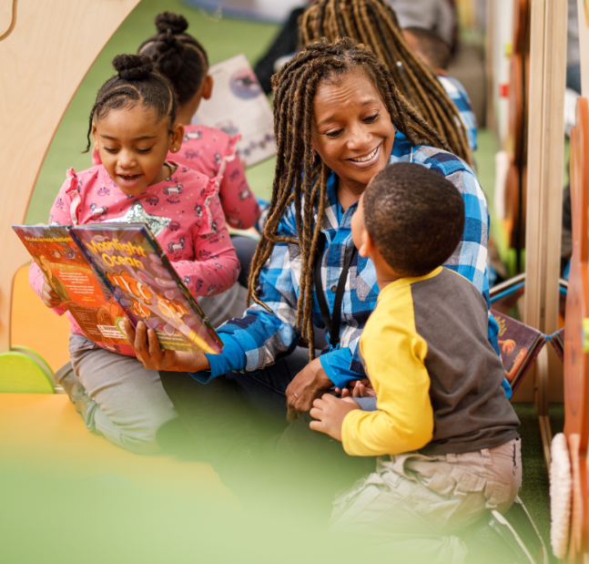 NextDoorMil's tweet image. VOLUNTEER READERS NEEDED! Join us April 30, 2019 for our biggest ever Read with Me event! Individual &amp;amp; group volunteers welcome to read stories to students across our 60 early childhood classrooms. Details/registration: bit.ly/2mkPQcA #Volunteer #ReadtoaChild #Milwaukee