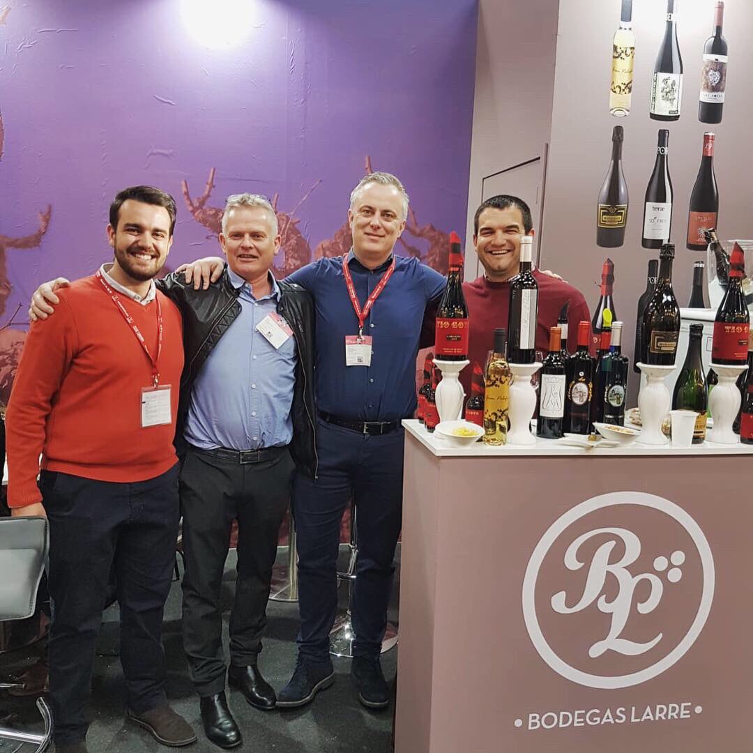 Seguimos en Düsseldorf en la feria <a href="/ProWein/">ProWein</a> 🍷 haciendo amigos por el mundo 🌍 🇩🇰 🇯🇵 🇩🇪 #prowein  #descubrebodegaslarre