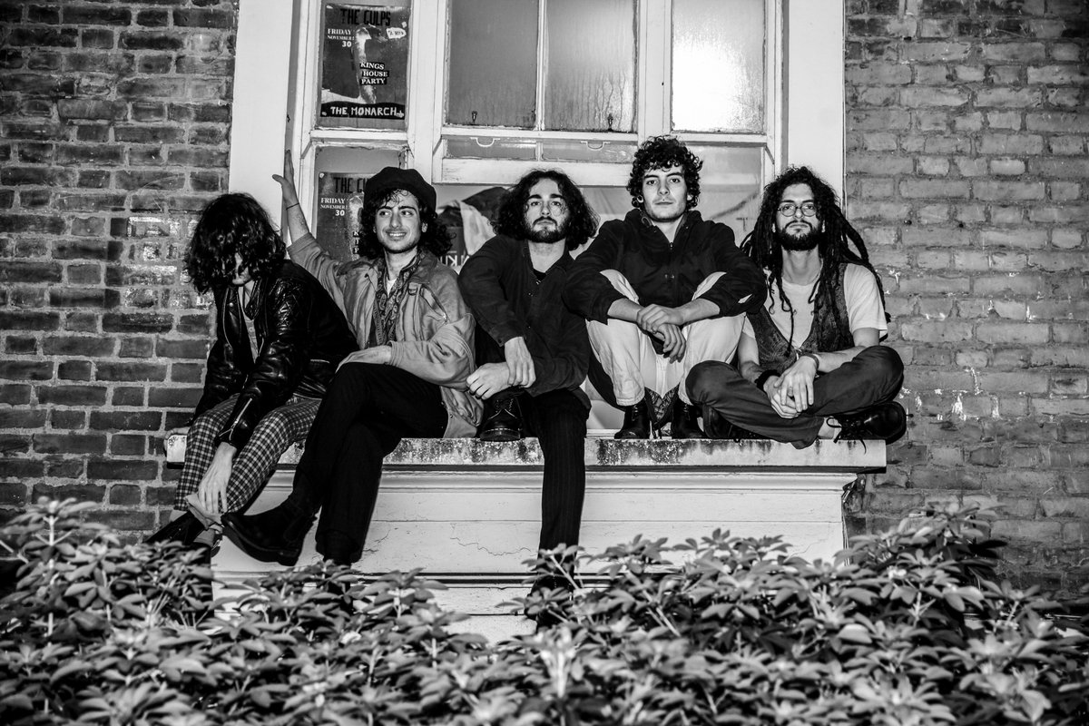 <a href="/jointhepressure/">PUBLIC PRESSURE</a> has included our gig at <a href="/thebirdsnestpub/">The Birds Nest</a> with <a href="/scratchytwit/">scratchy records</a> this Sat on its best gigs of the week list 🔥 Deptford there we go 🔥 <a href="/DarkGlobes/">Dark Globes</a> <a href="/TGulps/">The Gulps</a> <a href="/bromide_band/">Bromide</a> and many more on the bill! 
photo by <a href="/sandykmoz/">consistently inconsistent</a>