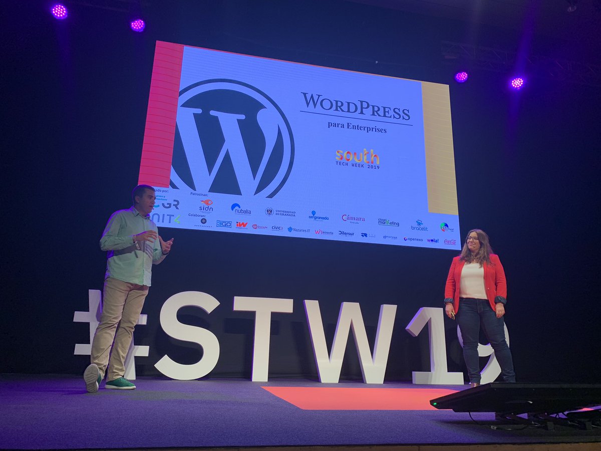 SouthTechWeek's tweet photo. La tarde la abren @rociovaldi y @davidperezmk hablando sobre @WordPress y su uso en las empresas #STW19 #TXDay #WordPress https://t.co/4ULrOt7SbS