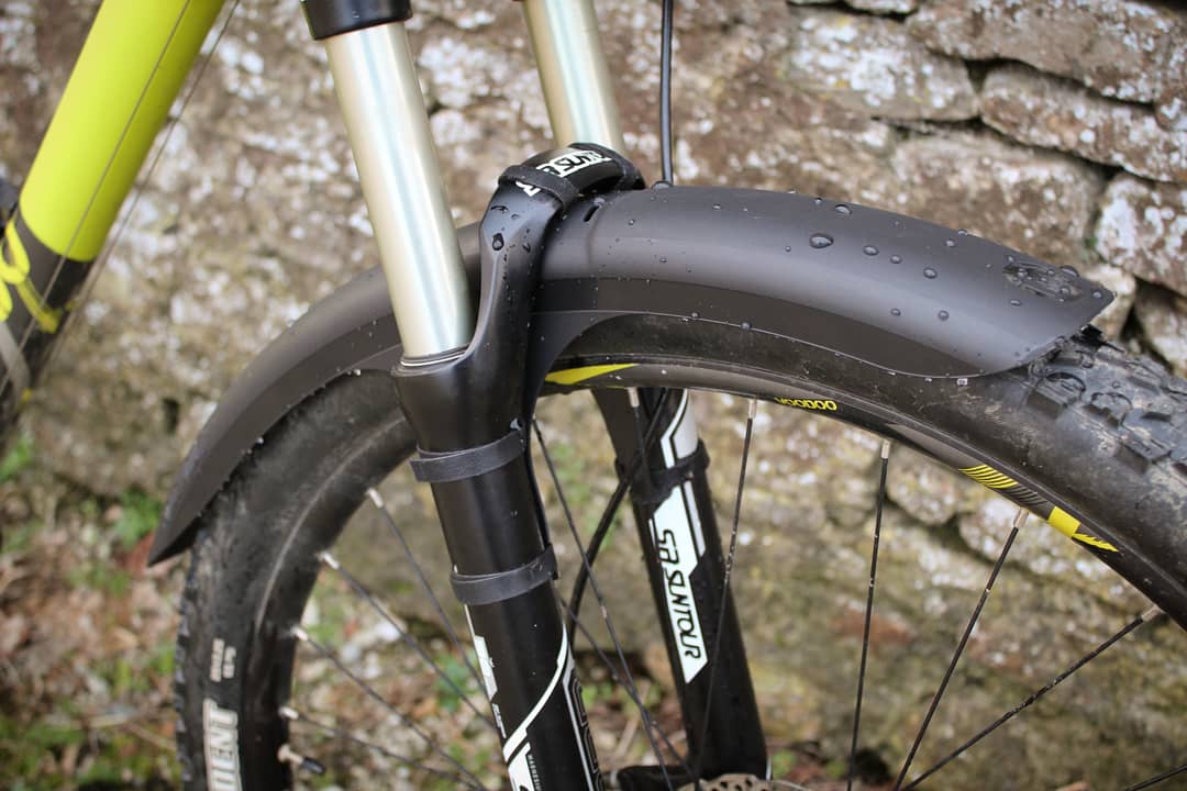MuckyNutz's tweet photo. The first wave of MugGuards are now out with distributors, and will be in your local bike shops very soon 💪
-
-
#MuckyNutz #MugGuard #MTB #MountainBike #Fenders #EnduroMTB #MountainBiking #Enduro #Downhill #DH #Freeride #Trails #Cycle #Cycling #Bikeride https://t.co/kzu9UIaMo1