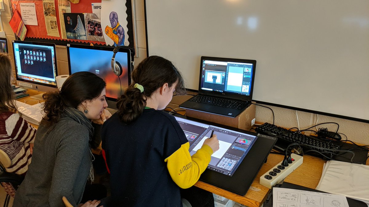 ihs_tech's tweet image. The #ihs #techeddept is getting to give students the experience of animation with this state of the art #dellcanvas. We are so lucky to have a co-taught #art and #tech class called #MediaArts. Stay tuned for updates!