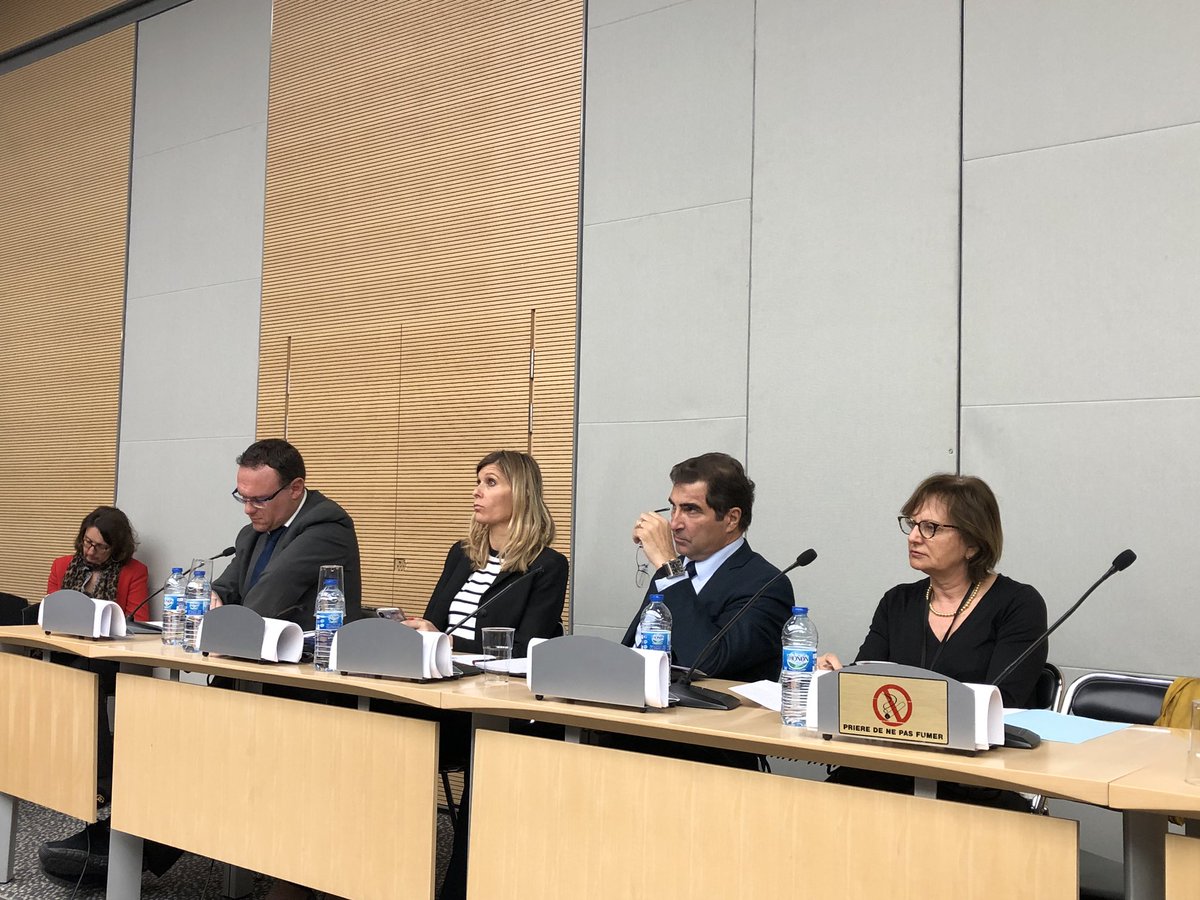 ConstanceLeGrip's tweet photo. En réunion du Groupe @Republicains_An ce matin,nous avons exprimé notre colère et notre écoeurement devant les saccages et les violences du week-end dernier,l'impuissance de l'exécutif et la fuite de @CCastaner devant ses responsabilités! #ChampsElysees #fusible #lampiste https://t.co/E93VeRaRvw