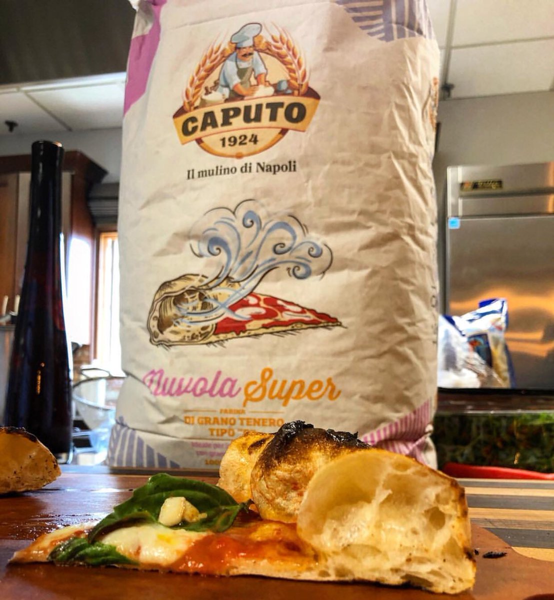 Orlando Foods on X: Have a SUPER Tuesday with @CaputoFlourUSA Nuvola Super!  That crust tho 😍🙌☁️ #nuvola #nuvolasuper #caputo #caputoflour #pizza  #pizzatime #perfectpizza #dough  / X