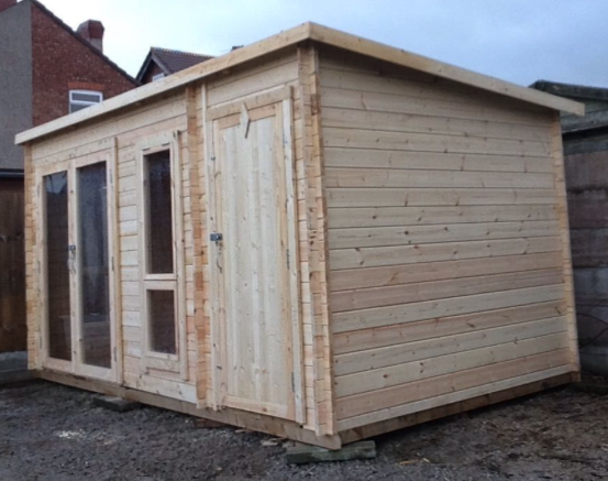 We don't just mow lawns and lay grass - we're also a dab hand at summer houses and sheds! #gardens #merseyside
ow.ly/SBMf30nRYpt