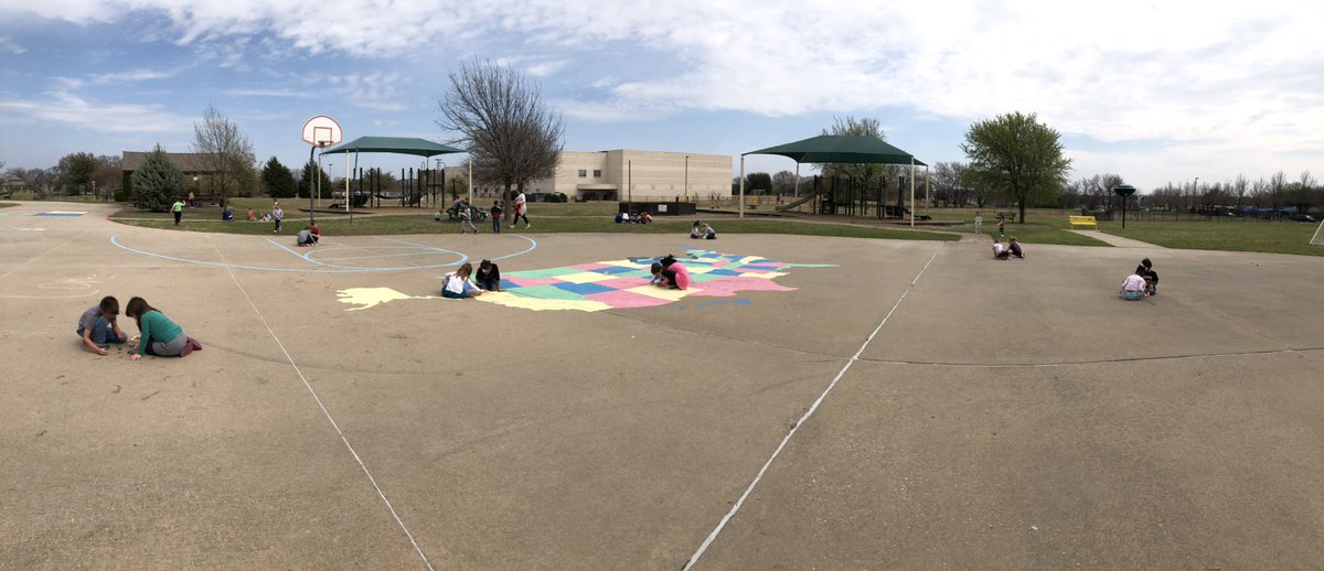 Perfect day to have science outside! #whatsthedirtonsoil #bearshine