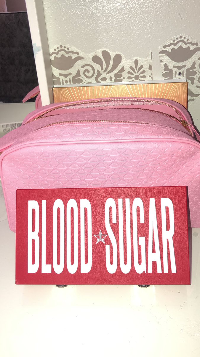 StarrJefree's tweet photo. So happy I have my babies!!! Can’t wait for blue blood to be sitting right here too💜 https://t.co/l2chEF23zh