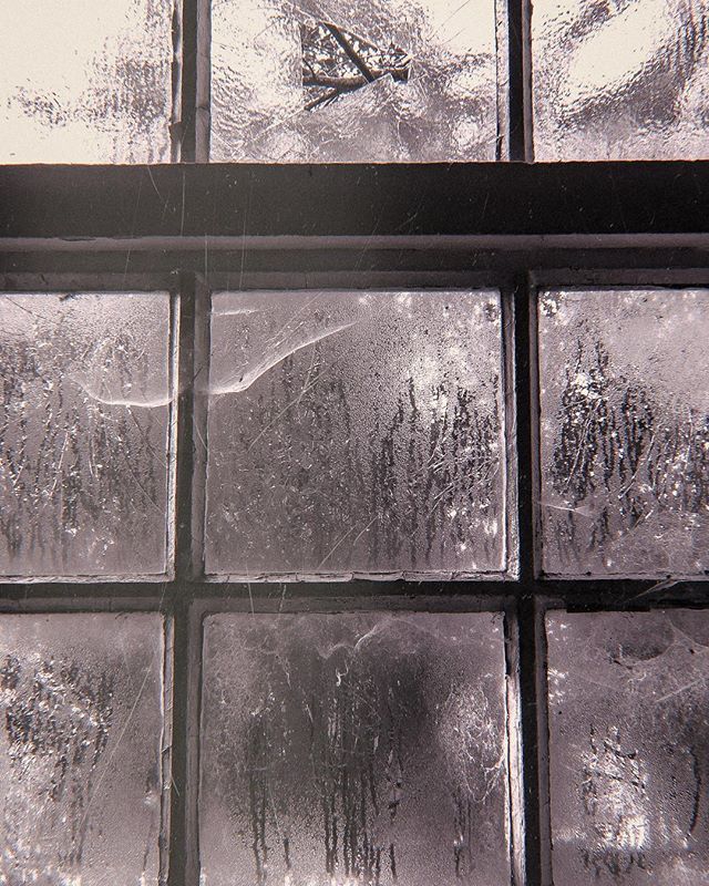 polykrom's tweet photo. #window #throughwindow #rainyday #bwlovers #bw #bnwfilm #bnw #blackandwhite #noiretblanc #monoart #monochrome #monochromatic #analog #nofilter #filmisnotdead #filmphotography #ilfordhp5plus #alone #contemporaryart #belgianardennes #belgium More at https://t.co/p07AvKCehX https://t.co/Kr16jyMxiH