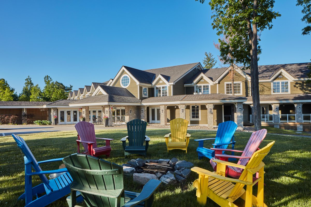 TouchstoneResor's tweet photo. Sit back and relax in our Muskoka chairs this summer. #TouchstoneResort https://t.co/SKXFK4JQ3G