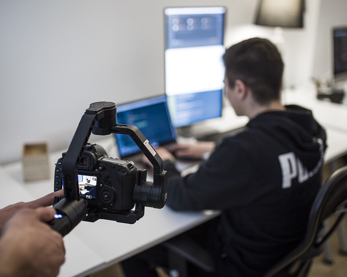 ragebite's tweet photo. Yesterday we spent working on a new team #video. It was such an exciting experience for all of us. It is always nice to see how many talented people surround us. Stay tuned for the final cut that's coming soon! #ragebite https://t.co/izHQStRFWd