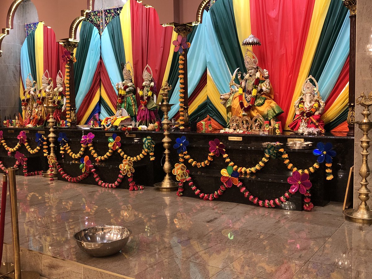 ms_hansenDHS's tweet photo. Another memorable visit to the Hindu Temple of Canton!
Itโs exciting to see my Ss making connections b/w what weโve learned in class & what they observe when visiting places of worship #IBWorldReligions https://t.co/AjykAjKjOj