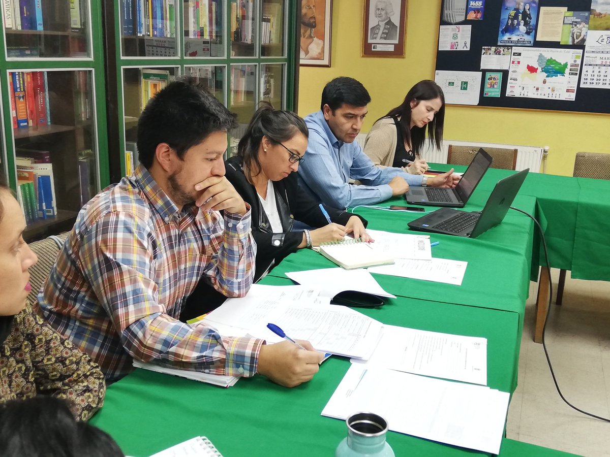 LiceoDOR's tweet photo. #PACEUBB 💪🏼🙌🏼
Este lunes 18 de marzo, el equipo directivo del Liceo Bicentenario de Excelencia Domingo Ortiz de Rozas, se reúnen con el coordinador del programa y así planificar las actividades PACE 2019 📚
#ProgramaPACE
#Coelemu https://t.co/kcqdNxcgDF