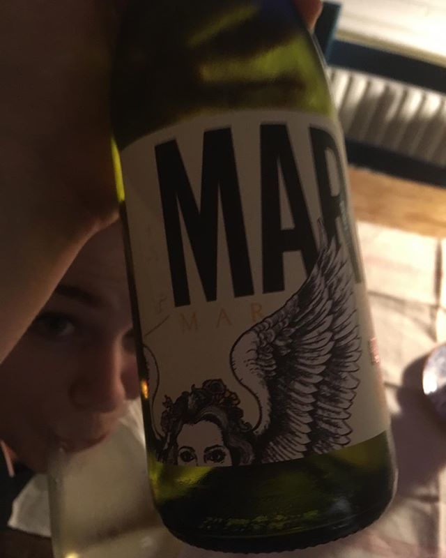 Final selections for our tasting on Friday - celebrating women who are also WINEMAKERS. Imagine that!😉 We’re literally down to our last few tickets, so get involved and join us for some VINOUS GIRL POWER 🍷✊. Fabulous cocktail and food from <a href="/twospoons/">RACHEL</a>… ift.tt/2Og5uVY