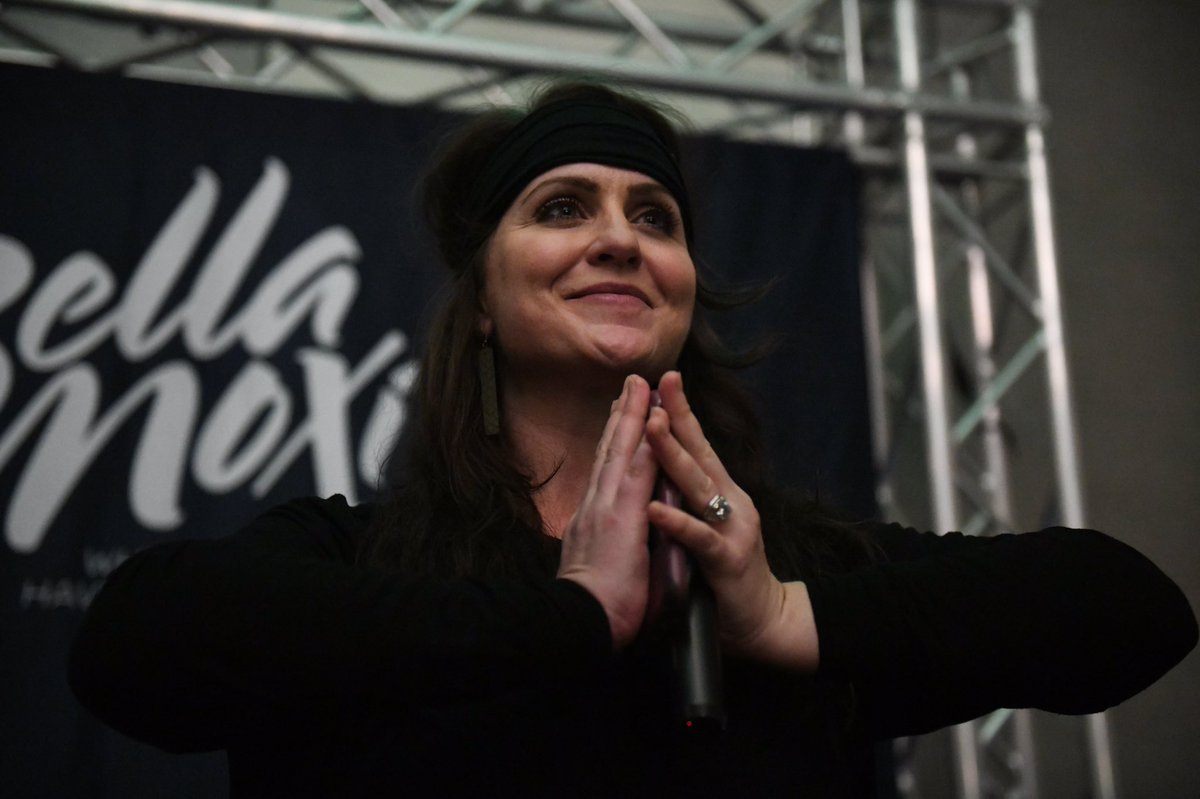 3 days, 2 moods, 1 great weekend ahead of us in Dallas, TX💜