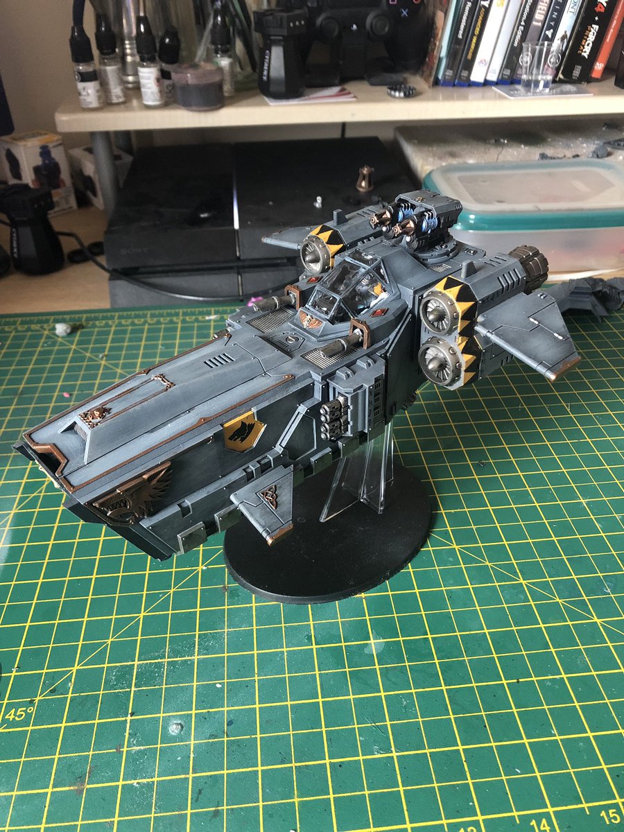 PaultristanPaul's tweet photo. So almost finished this bad boy off today. #spacewolves #GamesWorkshop #warhammer #Warhammer40k #warhammer40000 #spacemarines #stormwolf #stormfang #models #painting #thehobby https://t.co/y3rxdNOPTy