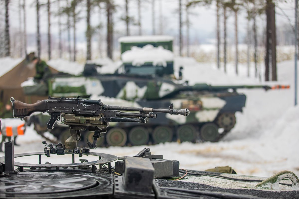 Maavoimat's tweet image. CET/FIT phase has provided lessons learned involving concentrating troops into the deployment area, attaching 🇫🇮 battle group to 🇸🇪 brigade &amp;amp; deploying for a mission and preparing the battlespace. #finarmy #interoperability #NorthernWind2019 #fise #swefin