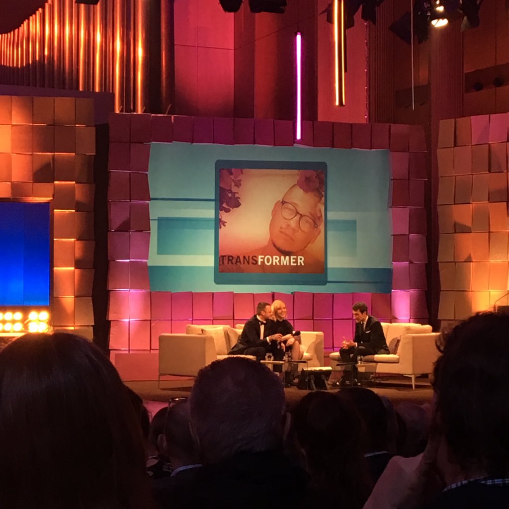 Zum ersten Mal gibt es einen #Hörbuchpreis für den „Besten Podcast: Herzlichen Glückwunsch an Christina Wolf und Henri Jakobs für den wundervollen Podcast „Transformer“! #dhp2019