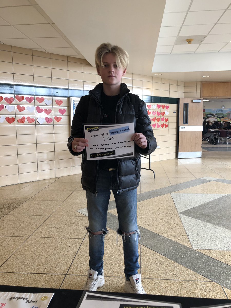 TobaccoFreeCNY's tweet photo. These Fulton High School students are NOT Replacement smokers because they are going to save their money and not contribute to the epidemic of pollution!! #KickButtsDay #NotAReplacement https://t.co/ZUR47xDXFl