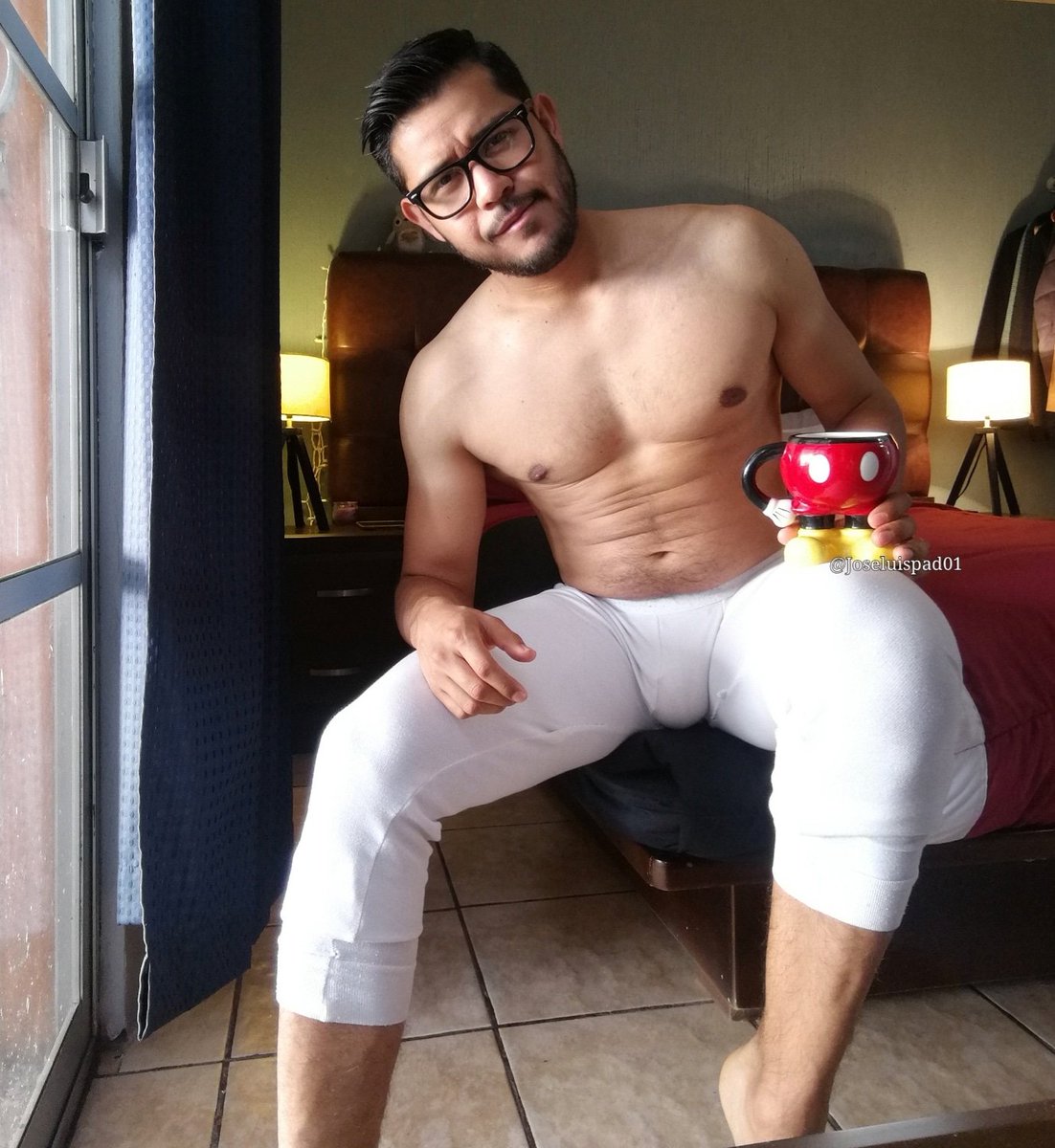 JoseLuisPad01's tweet photo. Me sabe a lunes. Excelente "inicio de semana". 
https://t.co/SqDtMIxaor https://t.co/7r9kJkTjwu