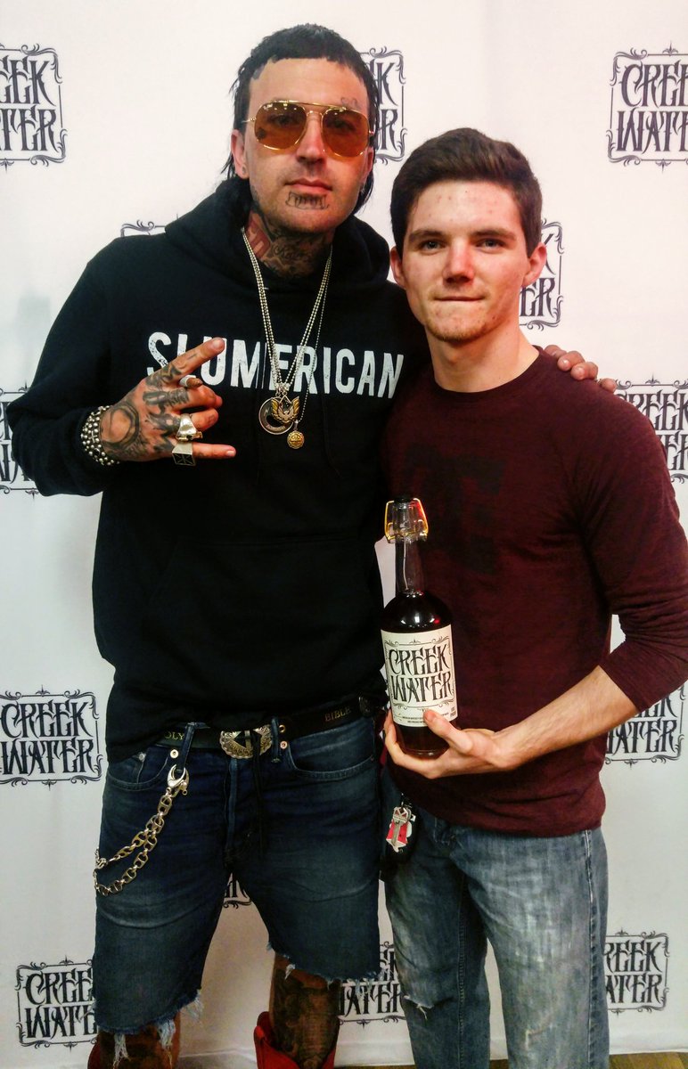 KC_Rhymes's tweet photo. Went and got some Creek Water yesterday 🍻

#Yelawolf #KCRhymes https://t.co/Cl4ZCRDI2k