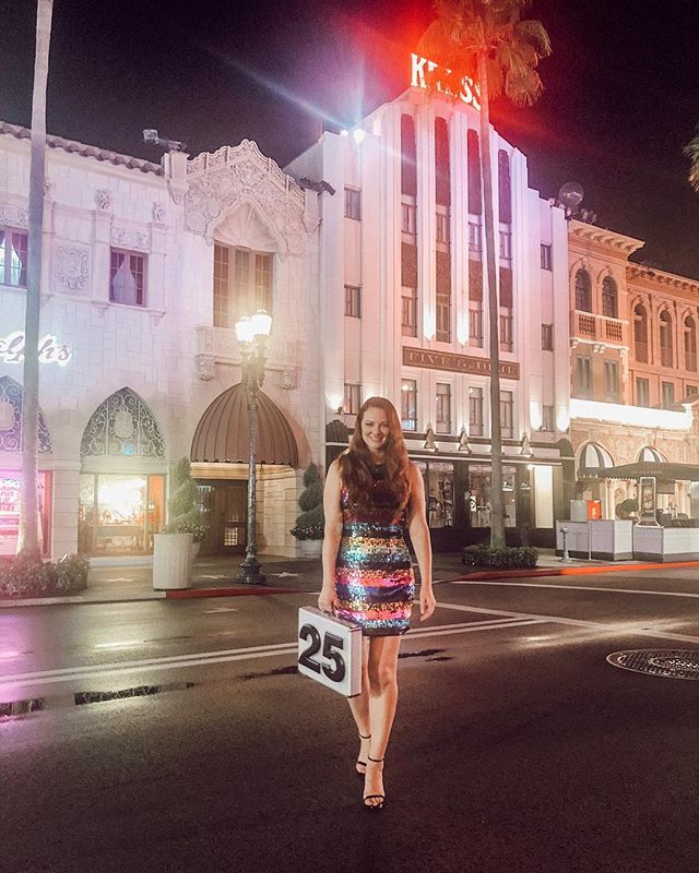 summerbellessa's tweet photo. Tomorrow night we’re wearing these dresses on @dealornodealcnbc. Have you had a favorite dress? #dealornodeal #dondmodels #case25 https://t.co/JWjihkf2Ly