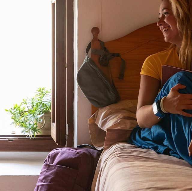 LifeventureUK's tweet photo. Sleep when travelling can be hit and miss 🛏 so it can pay to bring a few helpful items to ensure you get your full quota. Check out the @lonelyplanet article: kit to help you sleep 💤 #roamtheworld #travelsense #travelgear #exploremore #sleephacks #ad… https://t.co/5zueEWL4C4 https://t.co/5e5e63ZLcA