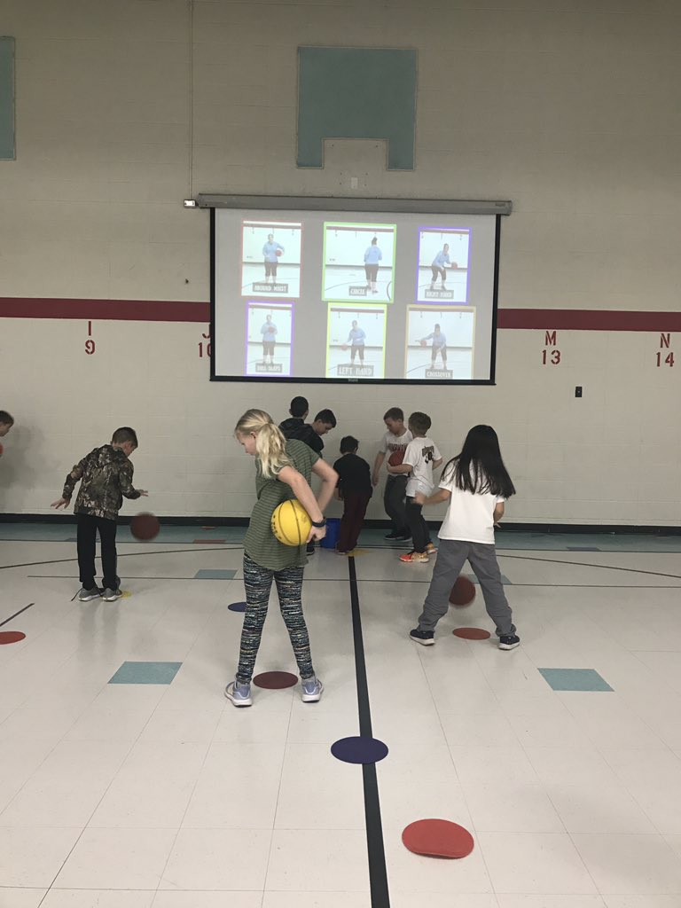 physedfanatic's tweet photo. Working on our dribbling skills today using @CoachPirillo ‘s Dribble Switch and Dribble the Rainbow. Love making gifs to give my students more independence. Ss kept score with colored popsicle sticks.  #bpps #physed https://t.co/39nw8pgbAQ