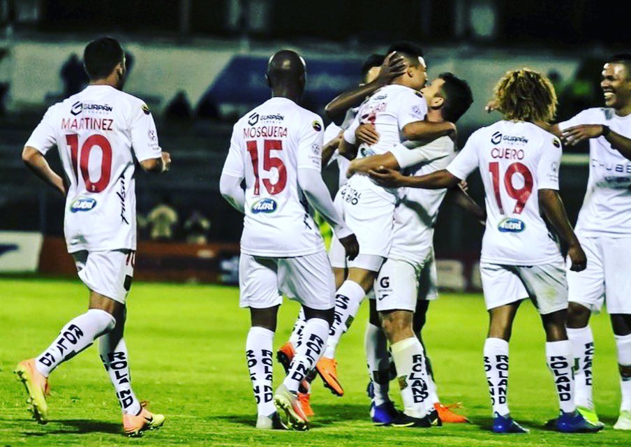 CarlosC_19's tweet photo. 🙏🏽👨🏽 https://t.co/rhg4WKMHfA